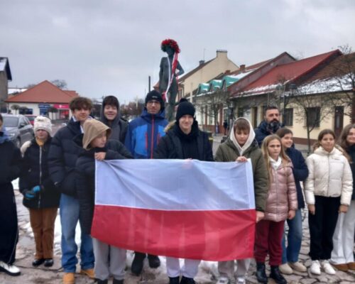 5d2d08a9-4a4c-428f-8c02-6131e7c52df9